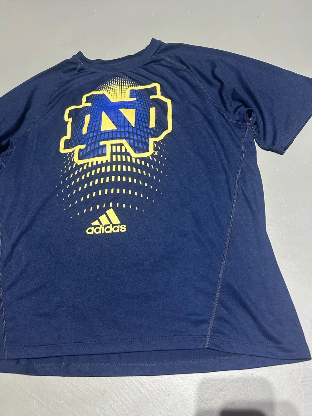 Adidas Climalite Notre Dame Performance Short Sleeve Shirt (Men’s Size Medium)